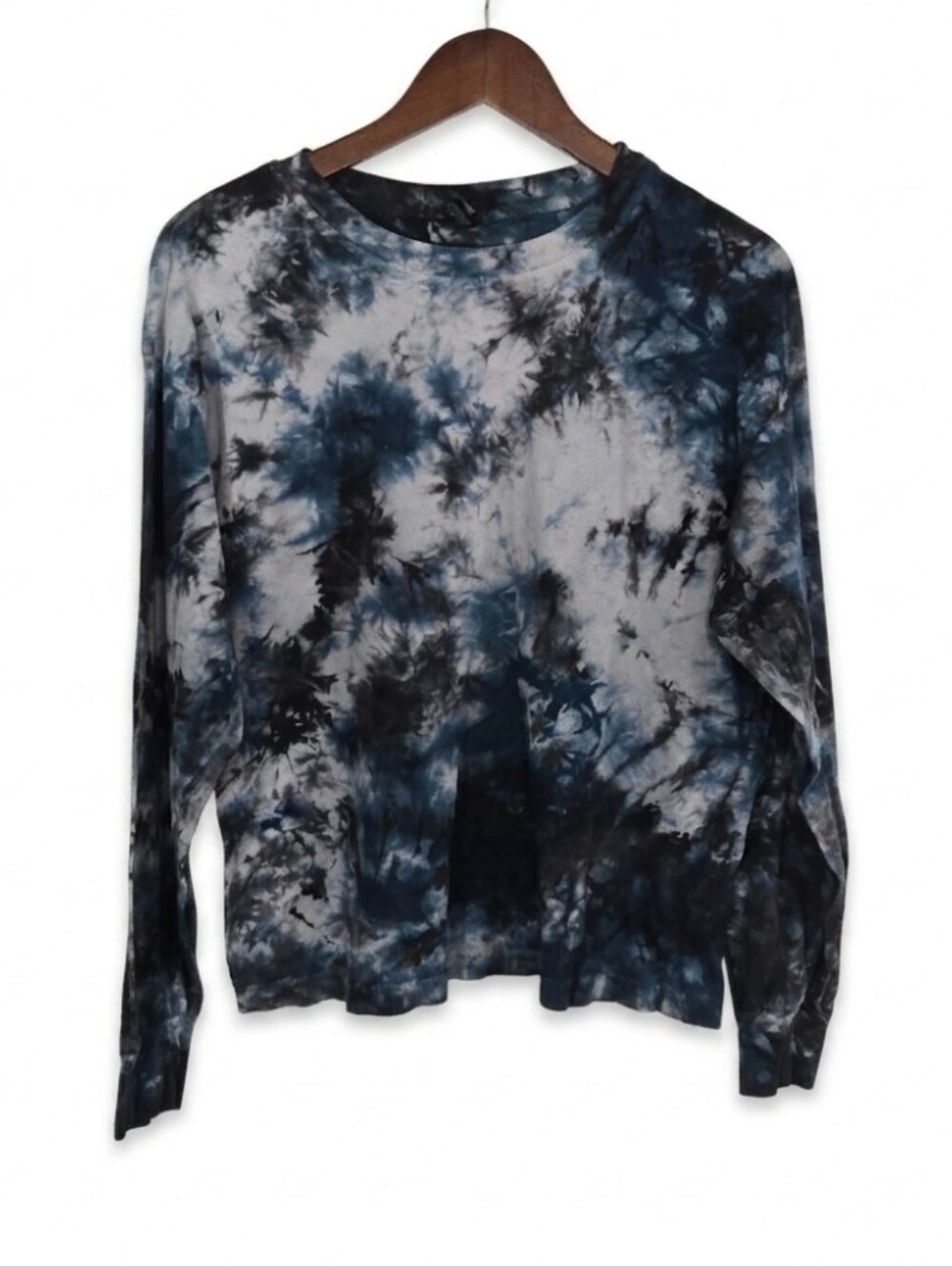 wild fable long sleeve tie-dye tee